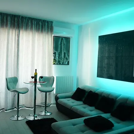 Bubu Loft Sunrise Of Apartment Mamaia